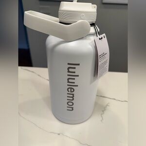 Lululemon Back to Life Sport Bottle 64oz
